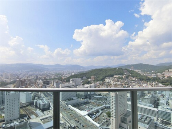 グランクロスタワー広島