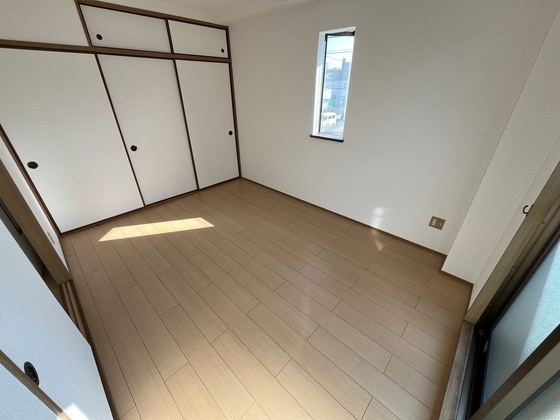 スクウェアガーデン緑井