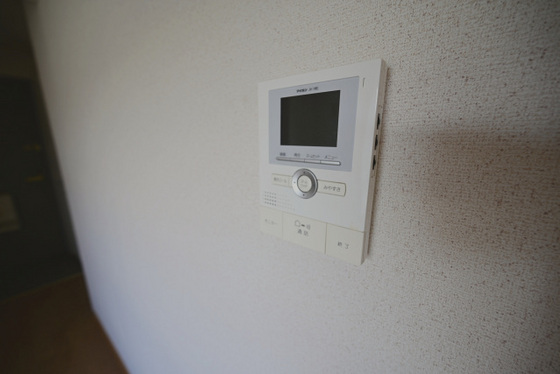 クレセントハウス