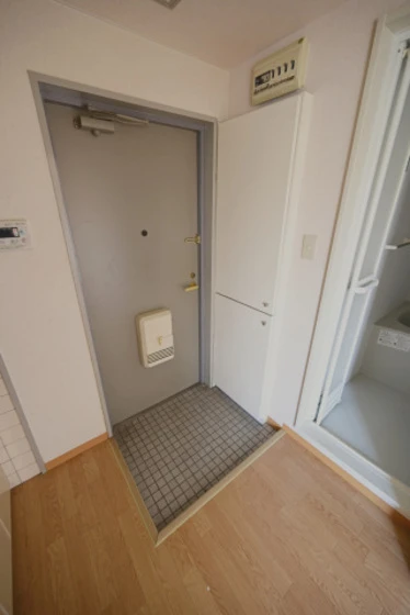 クレセントハウス