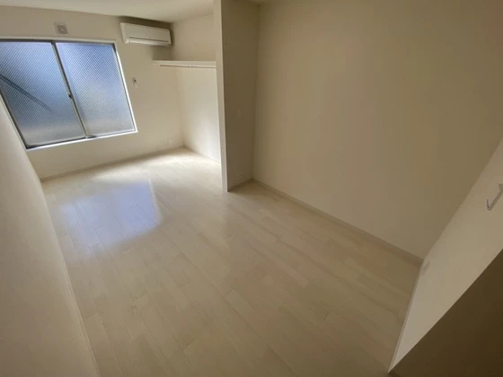 エストレビータ草津Ⅱ