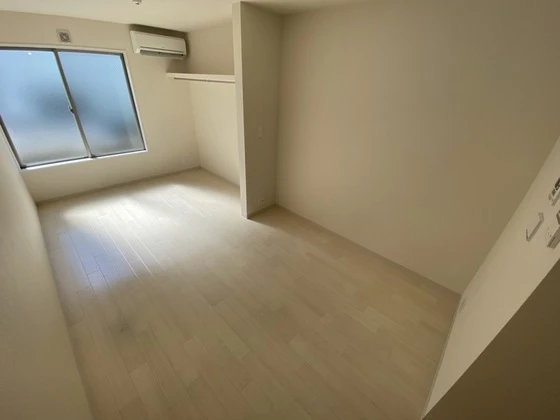 エストレビータ草津Ⅱ