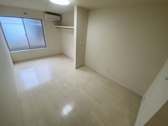 エストレビータ草津Ⅱ