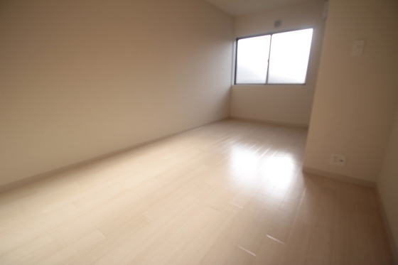 エストレビータ草津Ⅱ