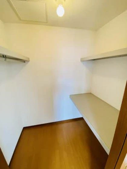 サニーコート B棟