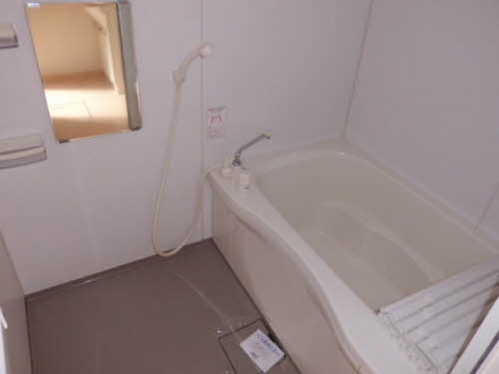 ウッド ヴィラージュ A棟