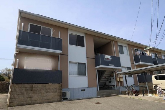 ウッド ヴィラージュ A棟