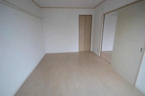 サンパール駅前A