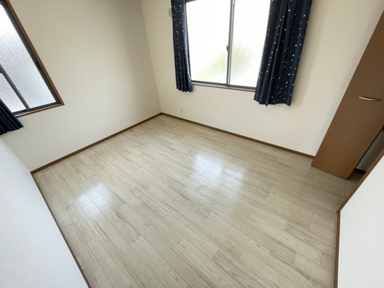 エメラルドシャトー