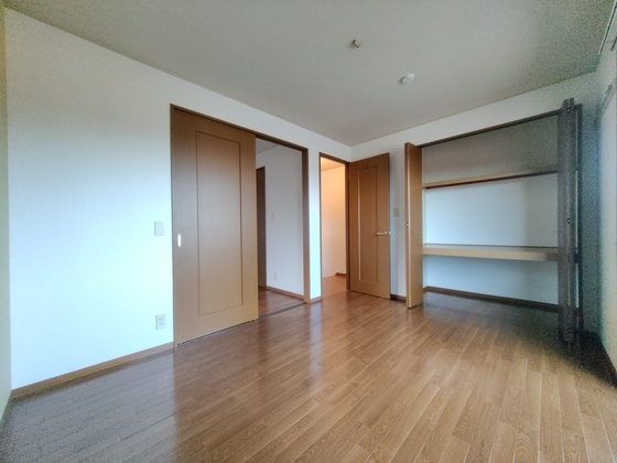 ヴィルヌーブ A棟