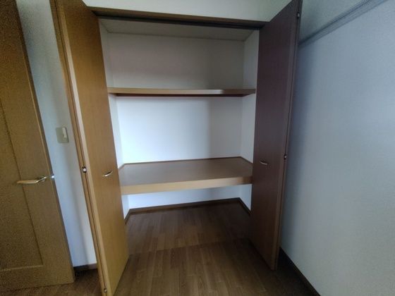 ヴィルヌーブ A棟