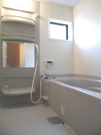 ヴィルヌーブ A棟