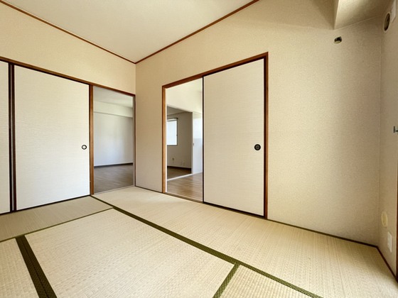 エム・ケイビル