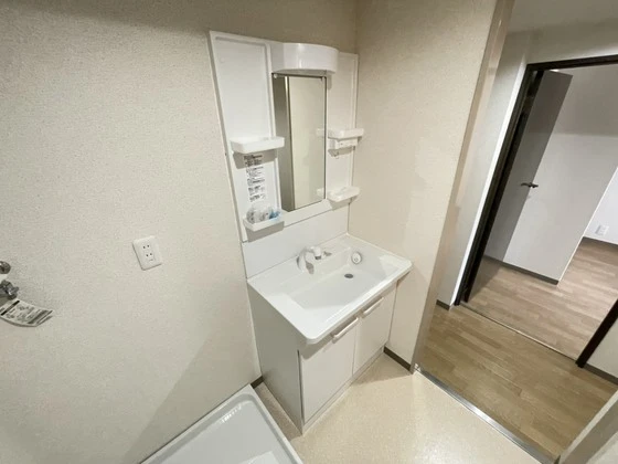 エム・ケイビル