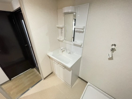 エム・ケイビル