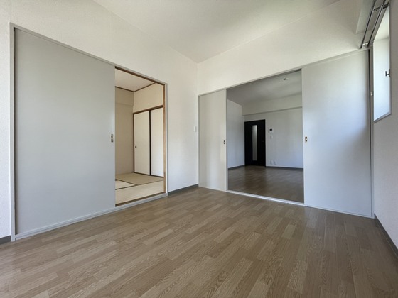 エム・ケイビル