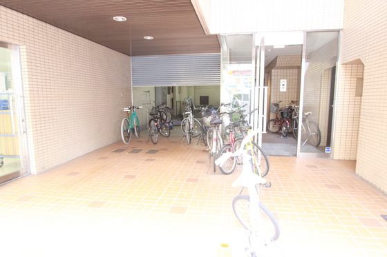 エム・ケイビル