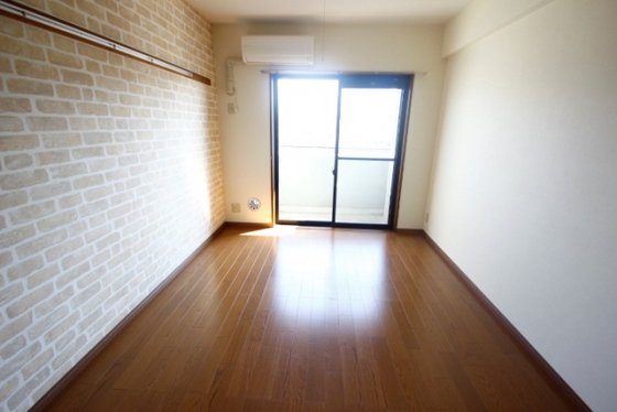 グランドール西旭町