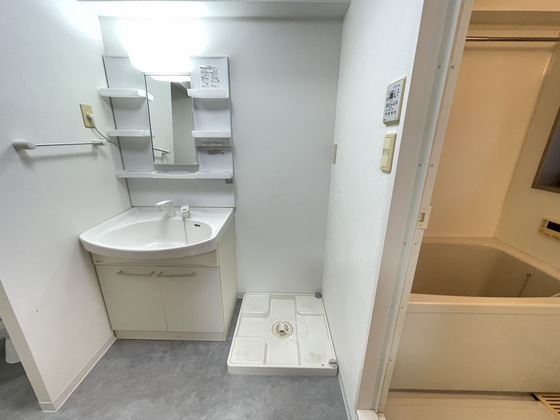 ラゾプレイス己斐