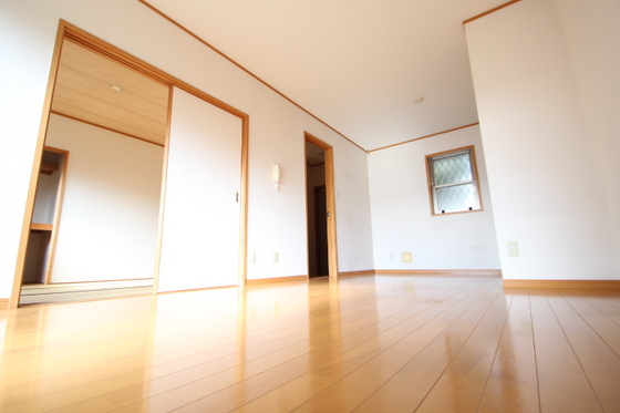 リアルエステートイン中須