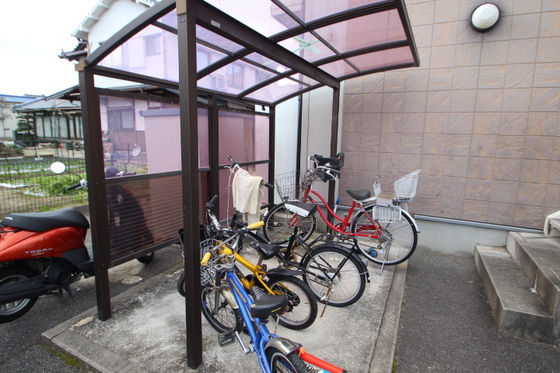 リアルエステートイン中須