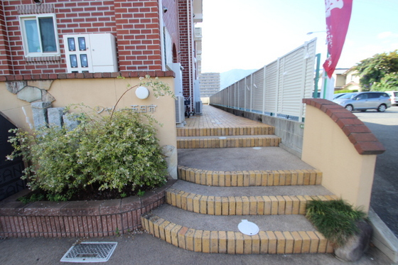 シャレー五日市