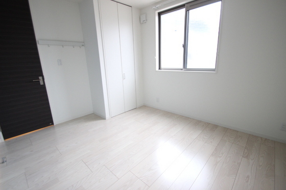 ドーフィンコート