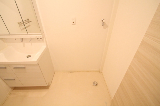 ドーフィンコート