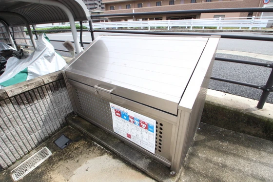 ハーミテージ B棟