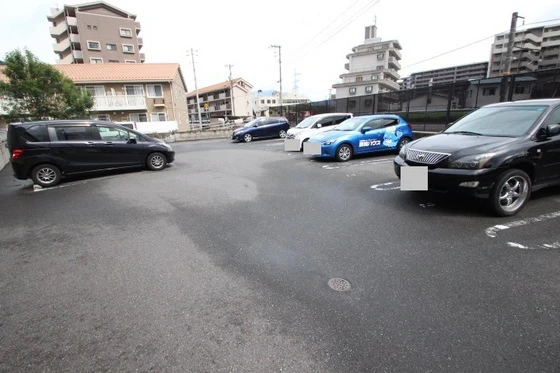 ハーミテージ B棟