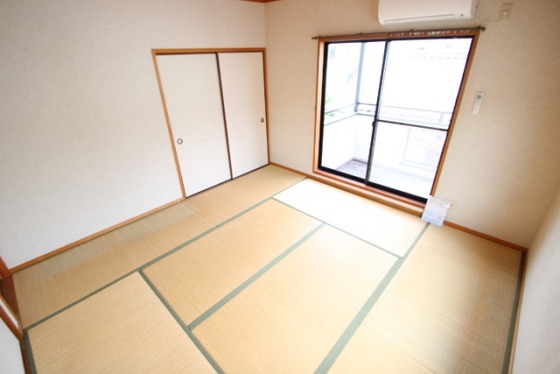 レジデンス川本B棟