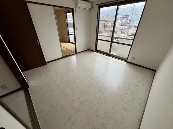 バリュージュ東野