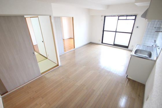 ハイタウン堀田