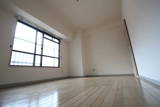 ハイタウン堀田