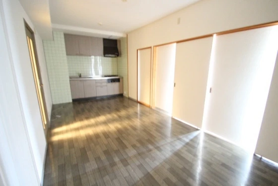 ロイヤルハイツ下田弐番館