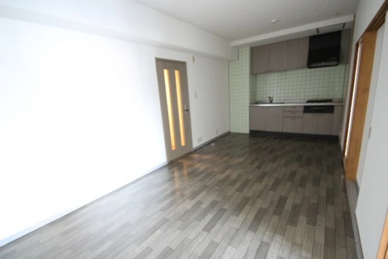 ロイヤルハイツ下田弐番館