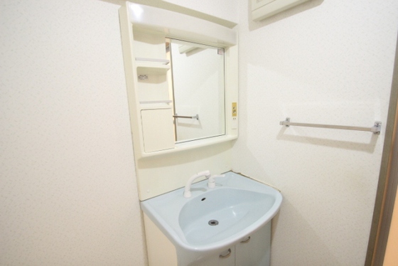 ロイヤルハイツ下田弐番館