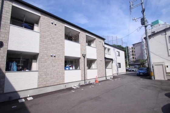 尾長東アパートA棟