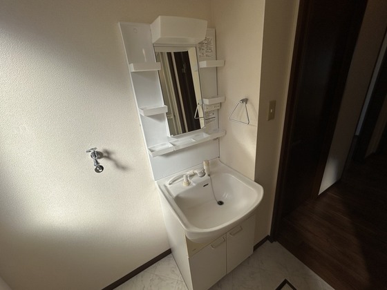 シェソワSATSUNO C棟