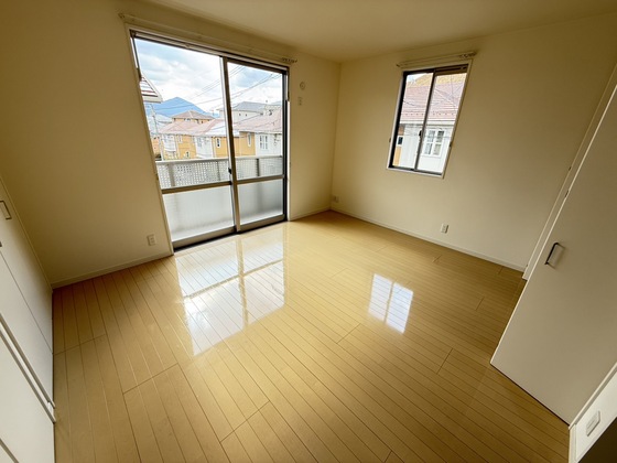 グレースコート三恵