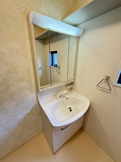 グレースコート三恵