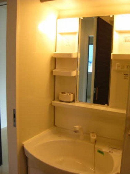 グランマストみどり坂 B棟