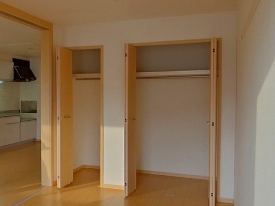 エテルノ・アロッジオ弐番館