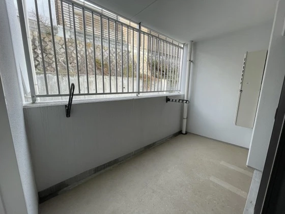 ツインヒルズウェスト