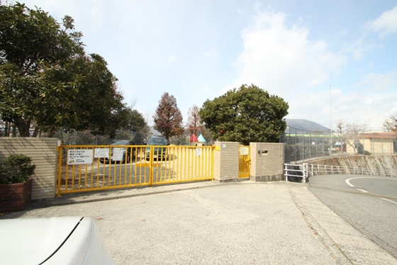 エルディム落合南A