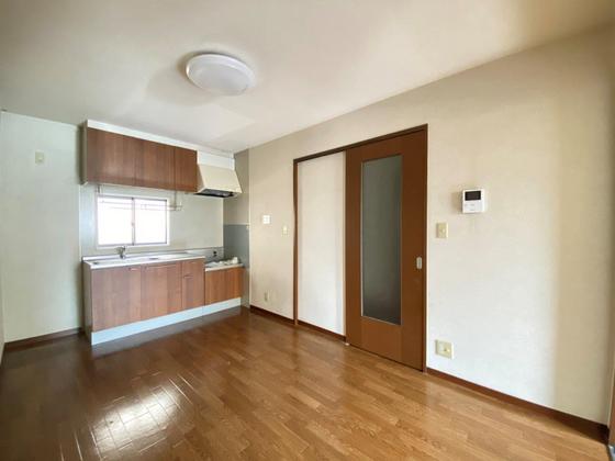 ハピネスサカエ