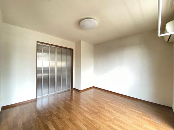 ハピネスサカエ