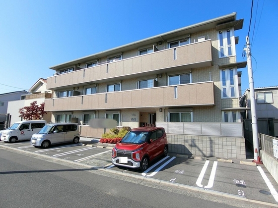 ファミール玉木B