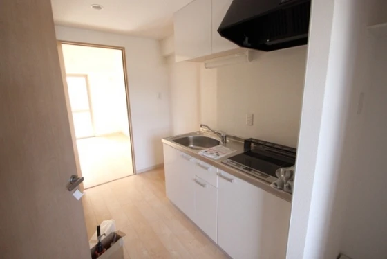 ベルヴィル大町駅前