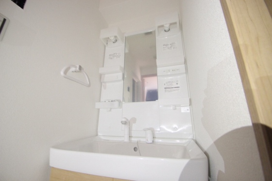 ベルヴィル大町駅前